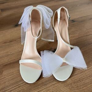 White bridal bow heels